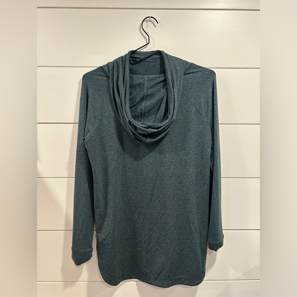 Athleta long sleeve with hood
